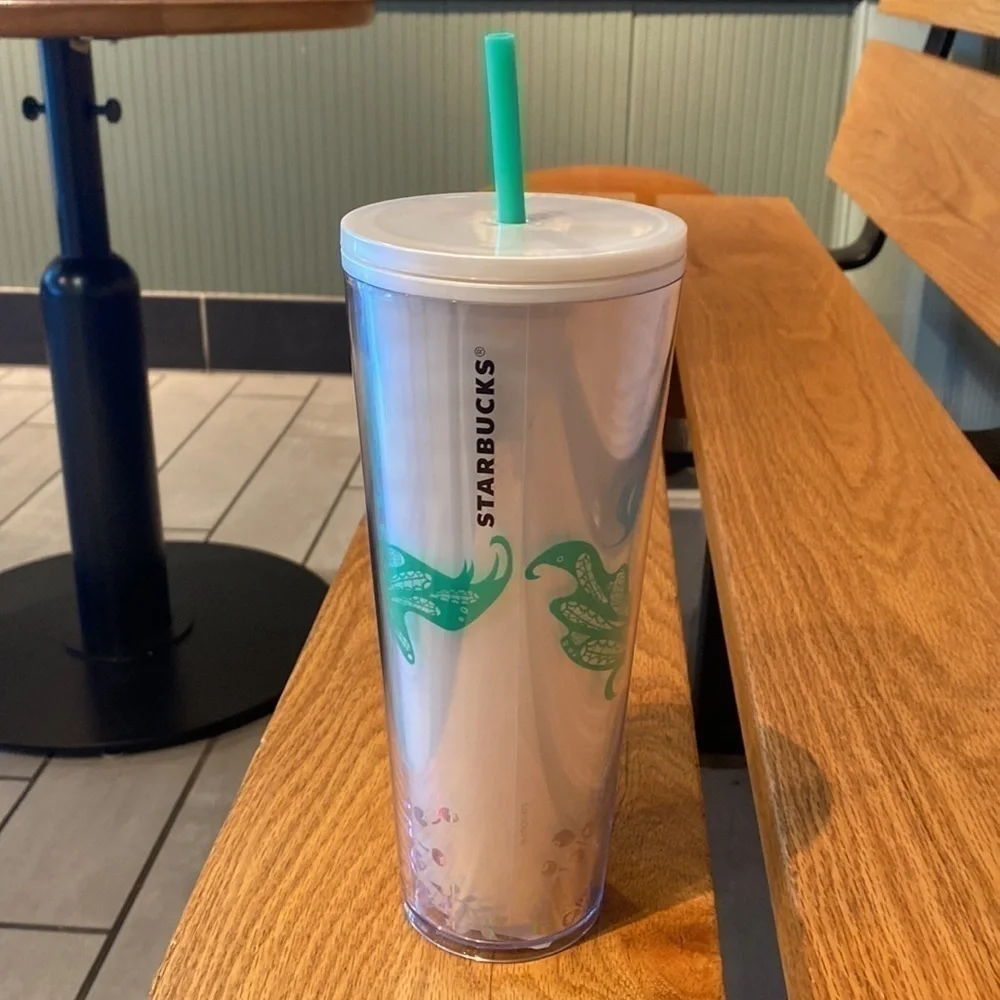 Starbucks really pretty
